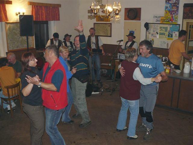 Country bál s Pěnou